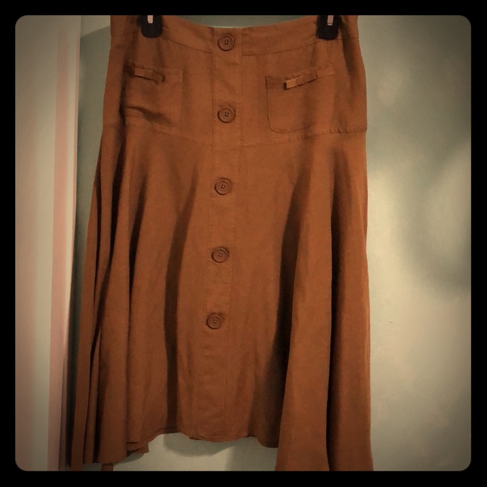 Brown skirt